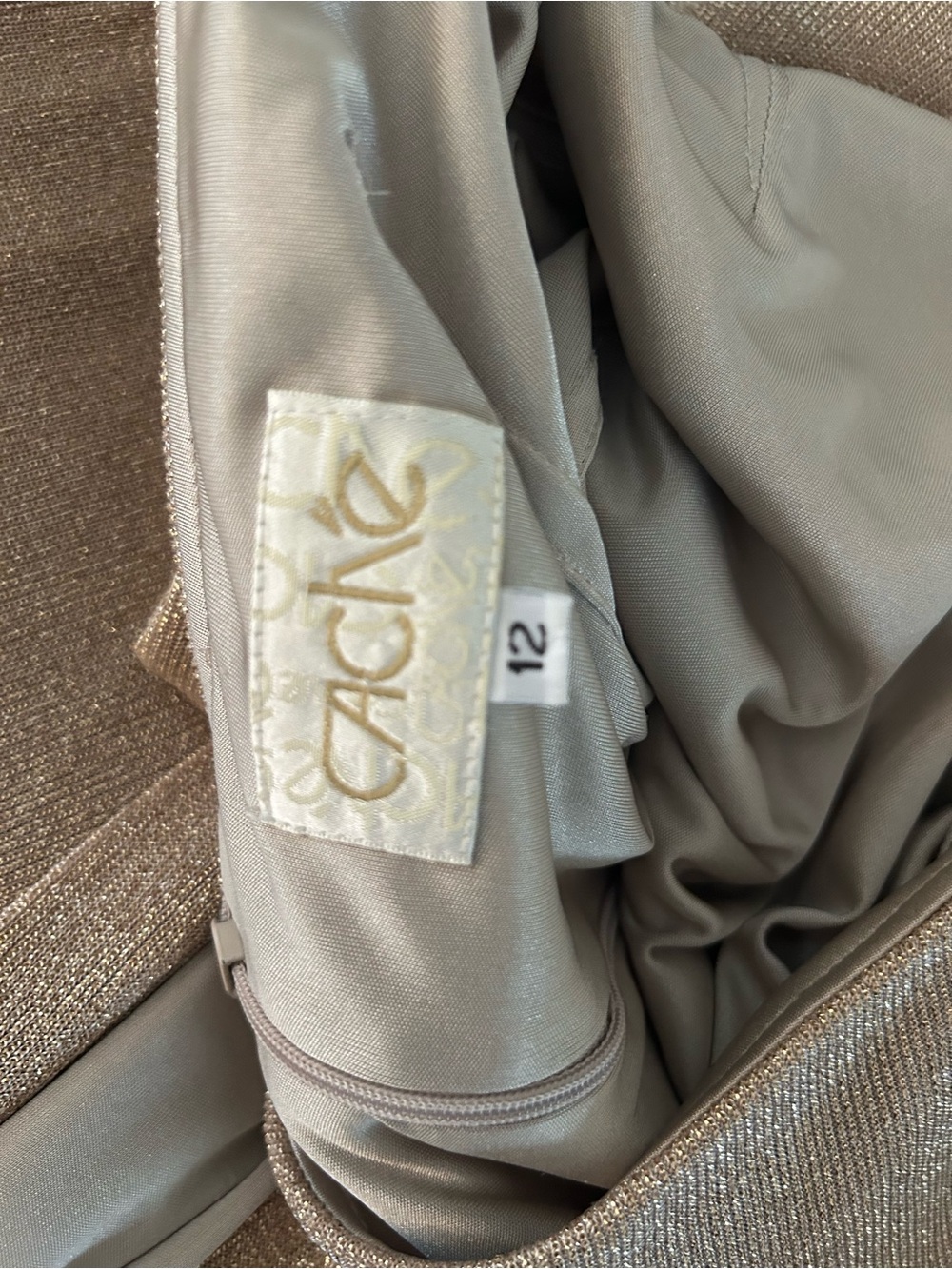Cashe’ size 12 Elegant Metallic Tan Halter Gown - Picture 3 of 3